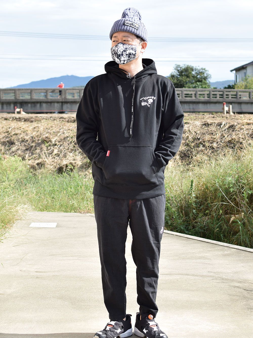 CHILLAXING-HOODIE