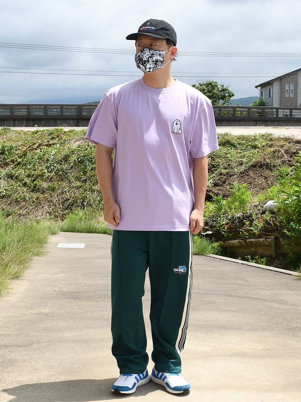 刺繍犬TEE