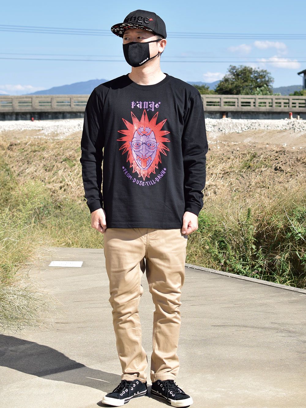 spicky bread man LS tee