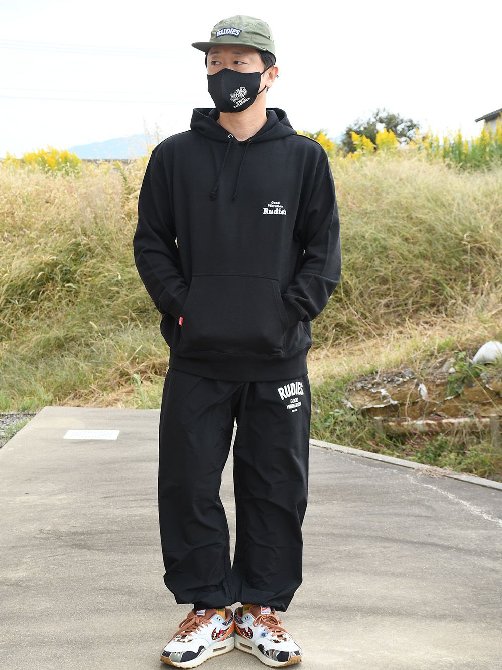 CURVY HOOD-SWEAT