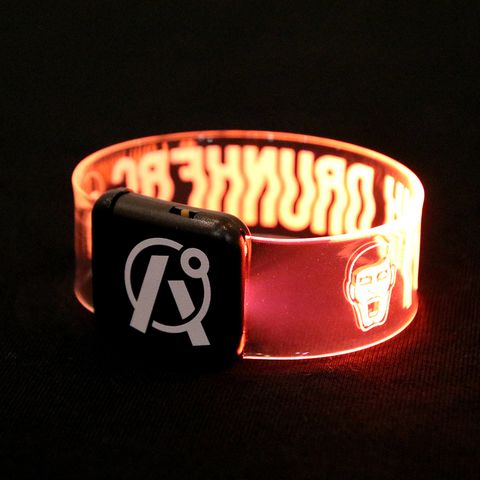 光るパンクさんリストバンド