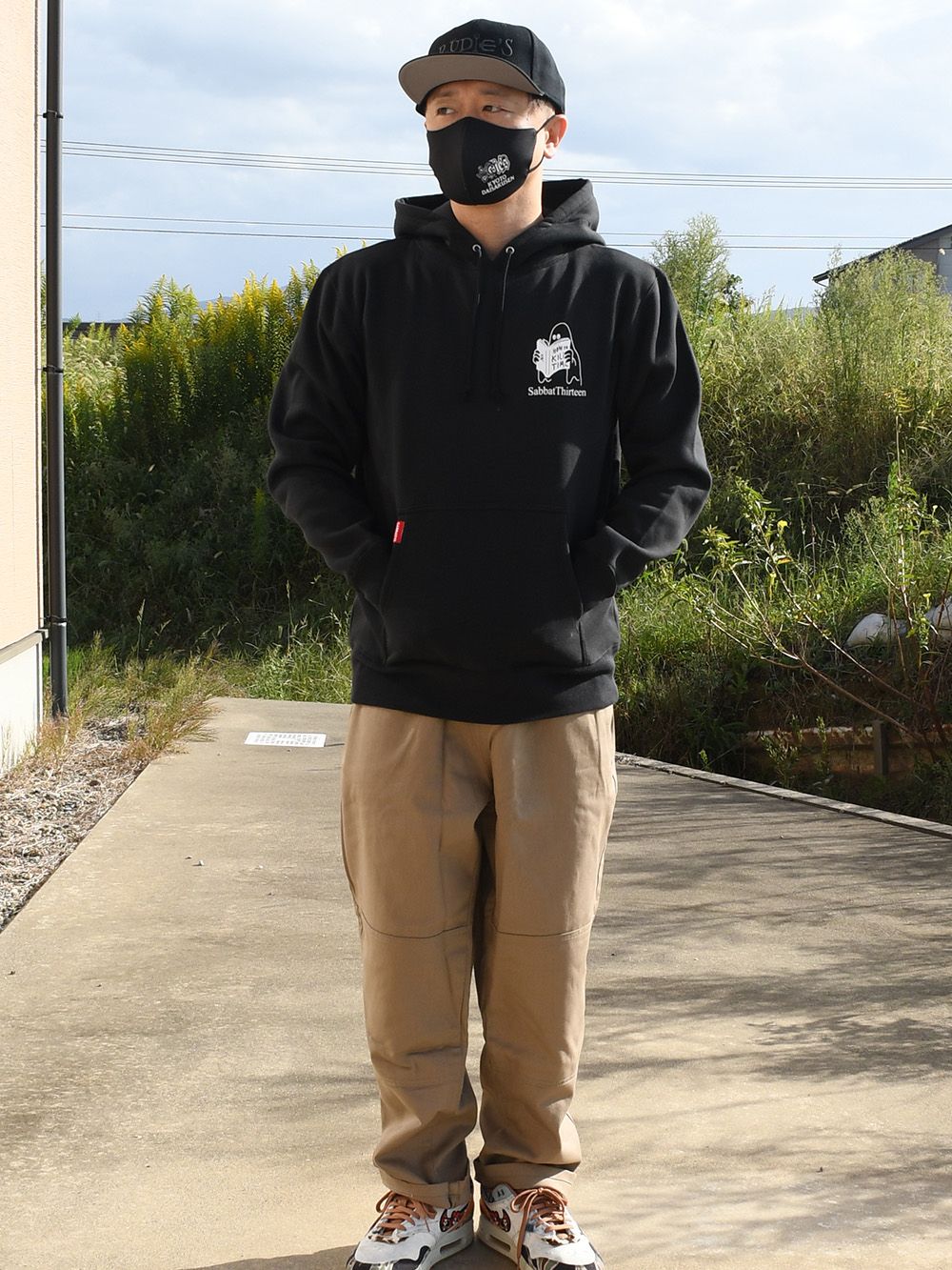BORED-HOODIE