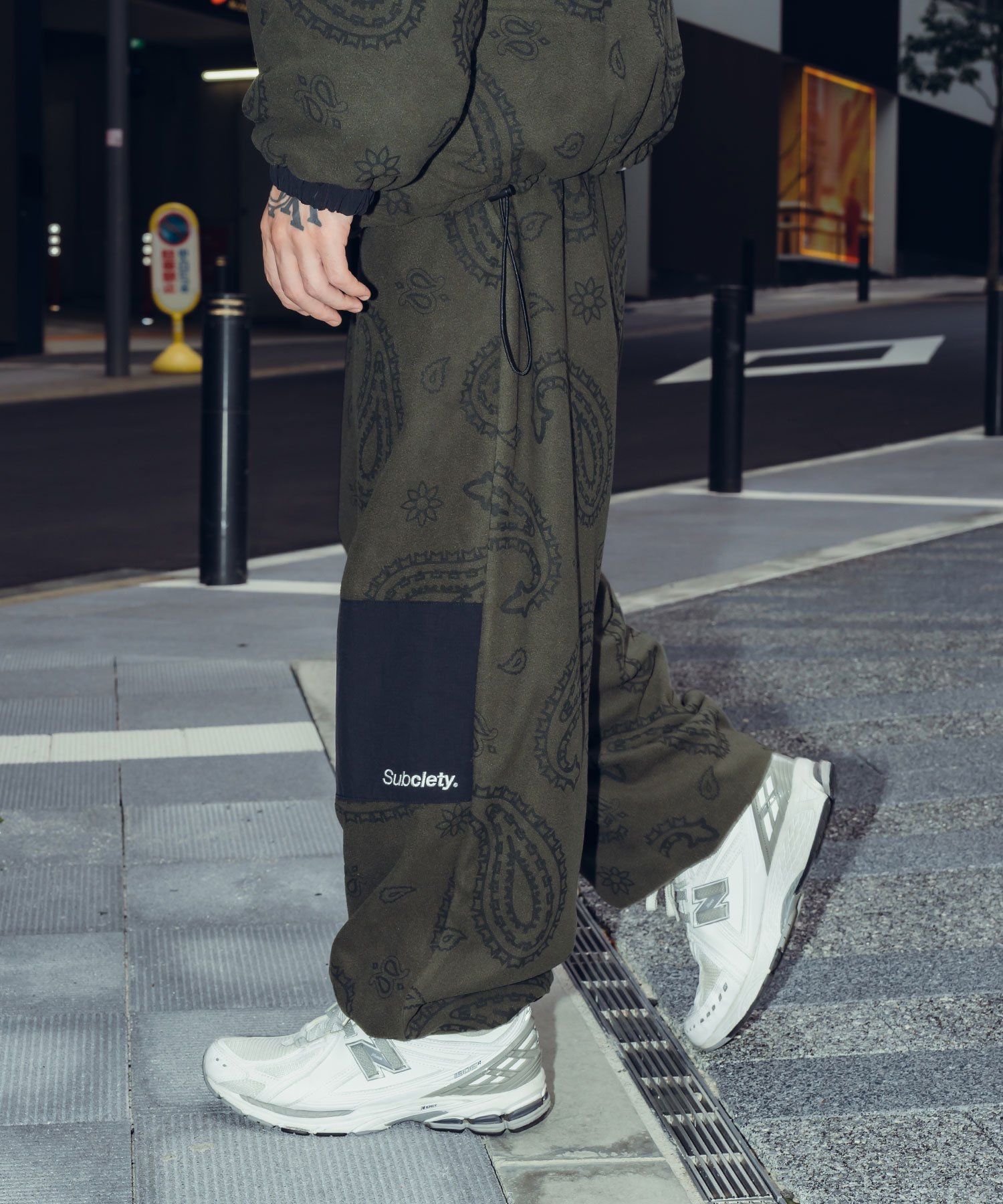 REVERSIBLE NYLON×FLEECE PANTS