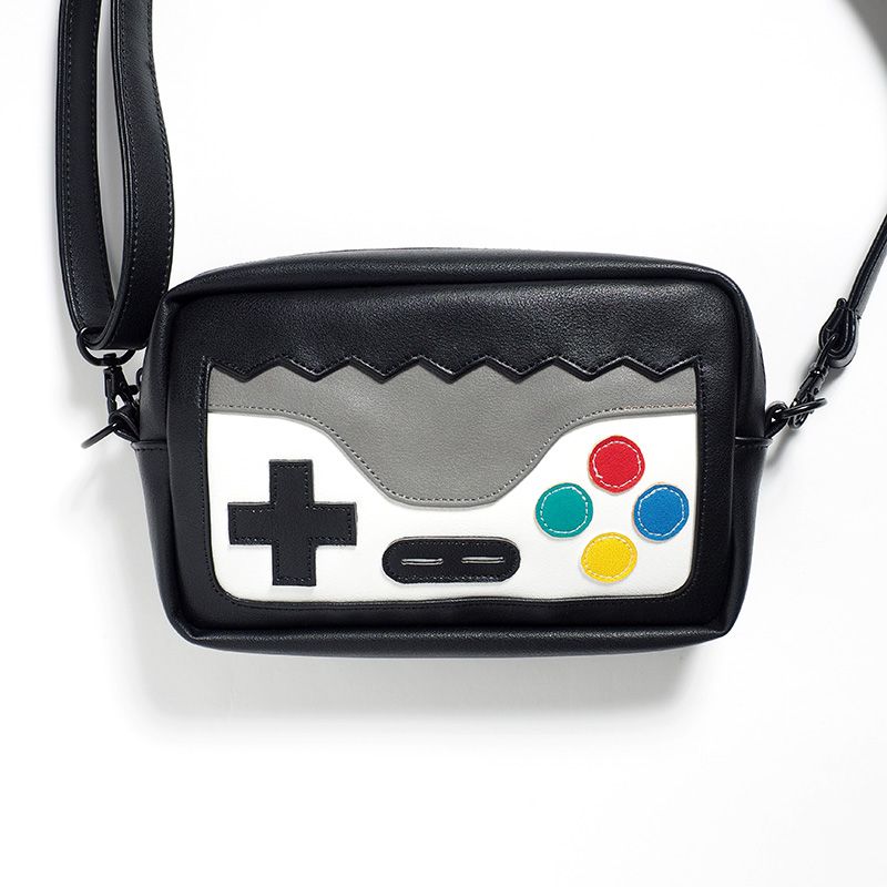 ゲームポシェット