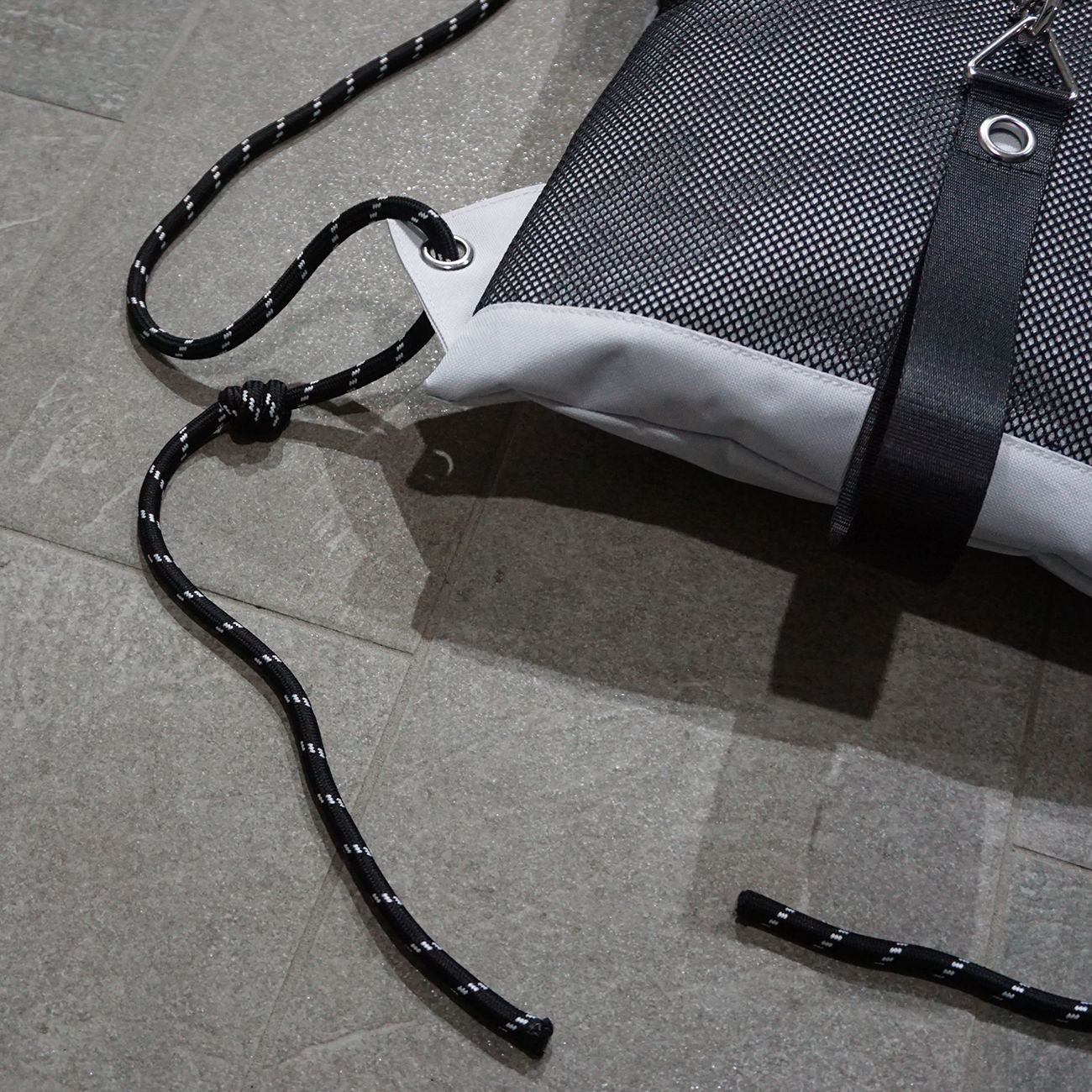 NAP [ KNAP SACK ]