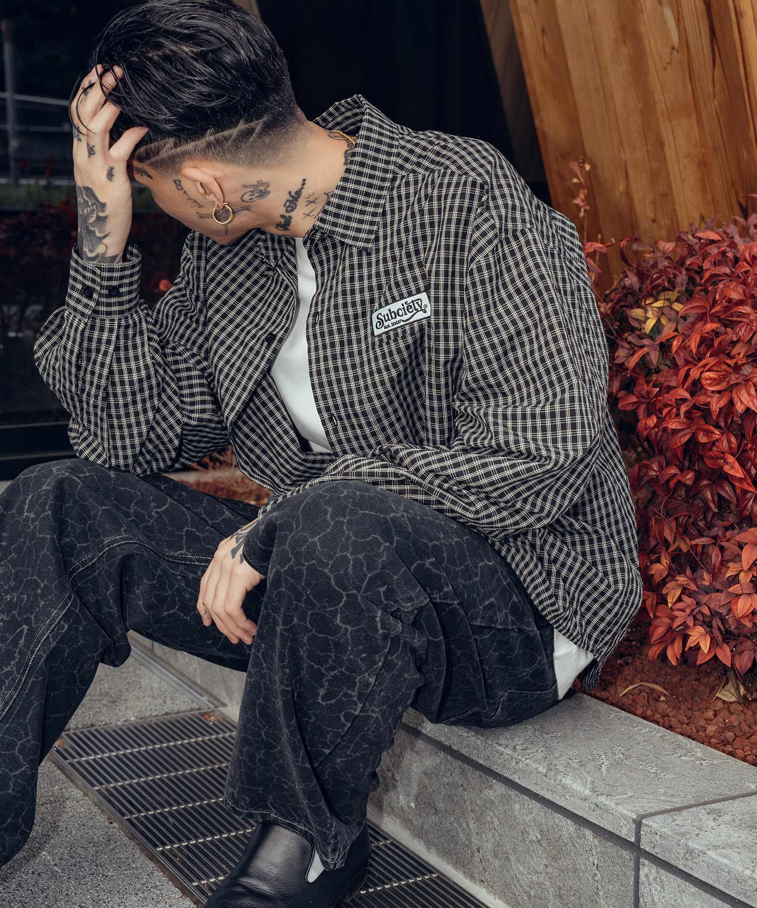 Laser processed denim pants