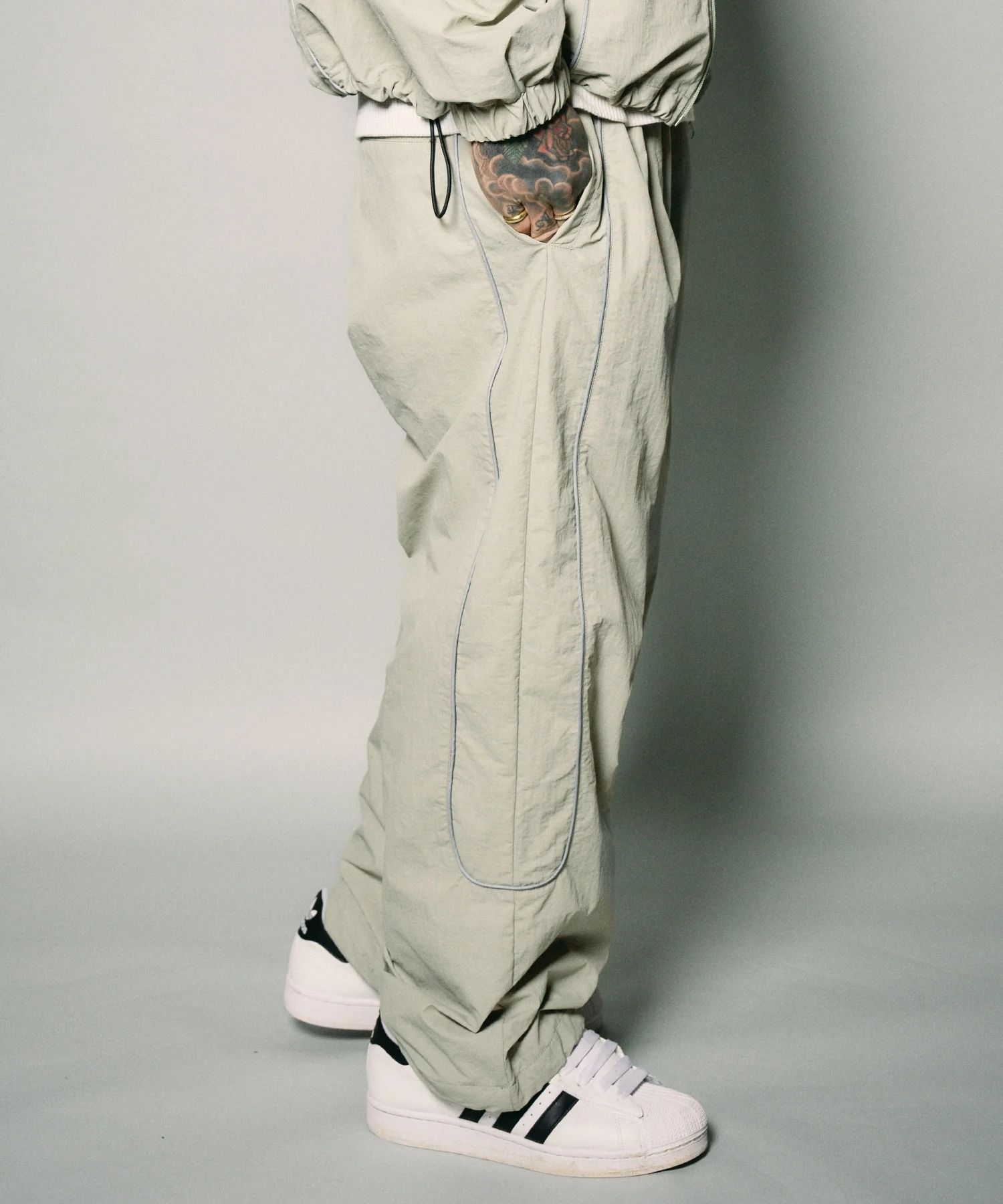 Reflective piping nylon pants