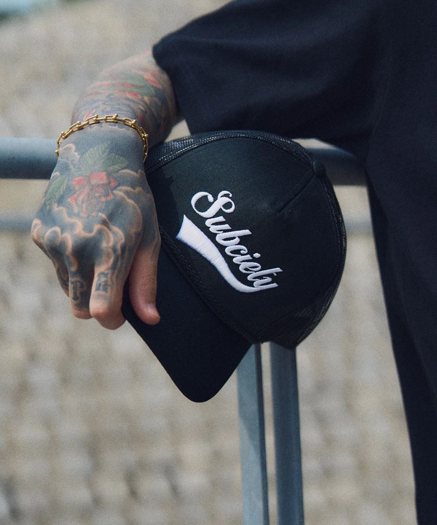 Embroidery mesh cap