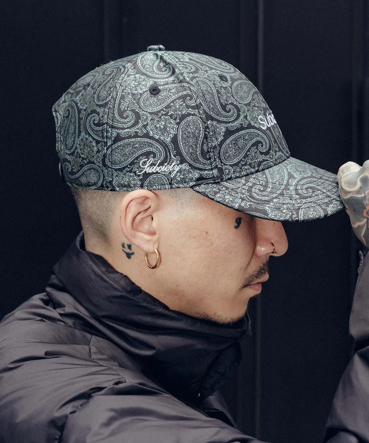 Paisley jacquard cap