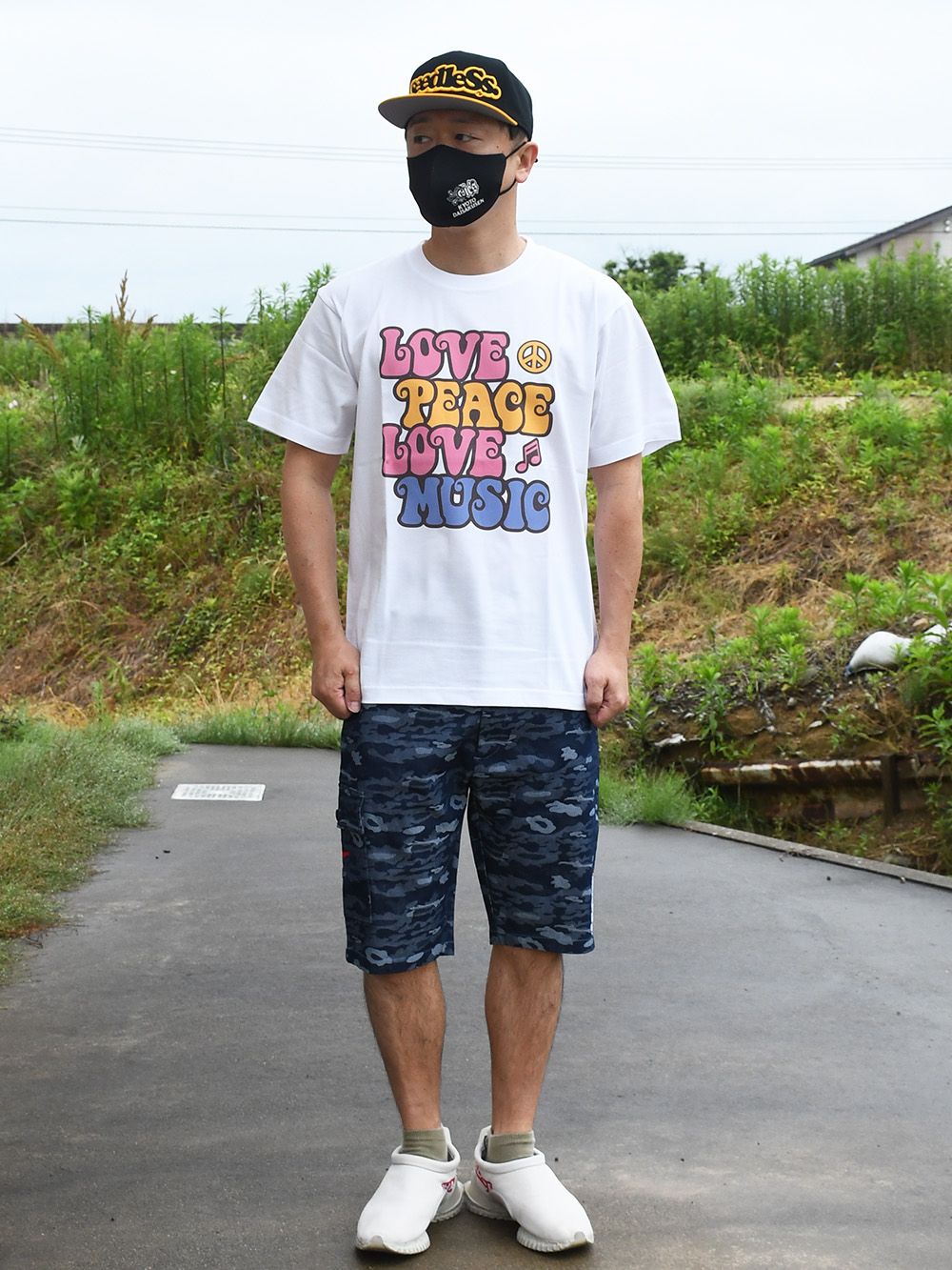 love peace and music ss tee