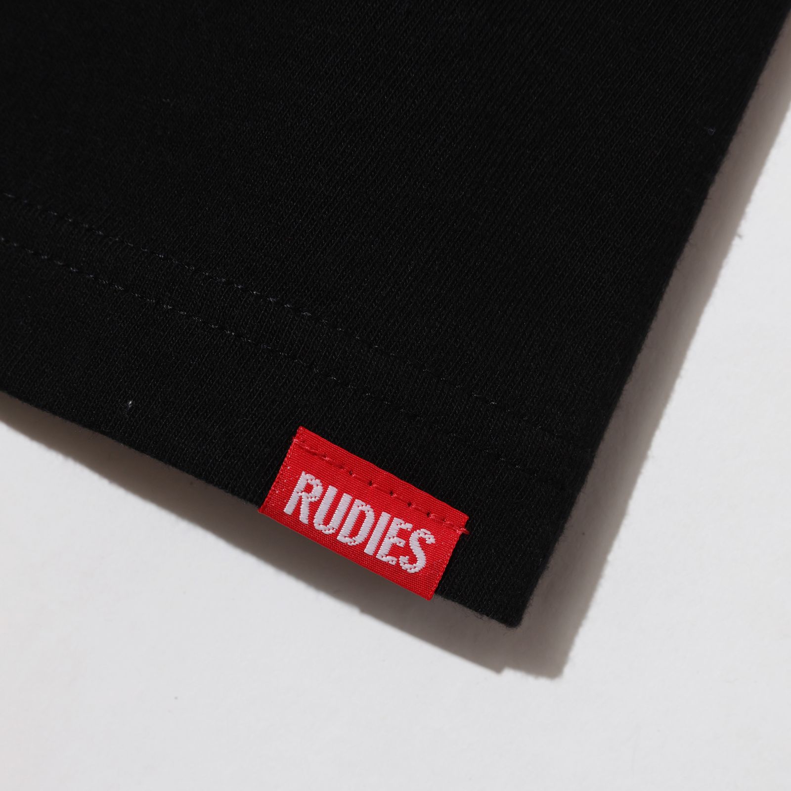 OMNIBUS-TEE