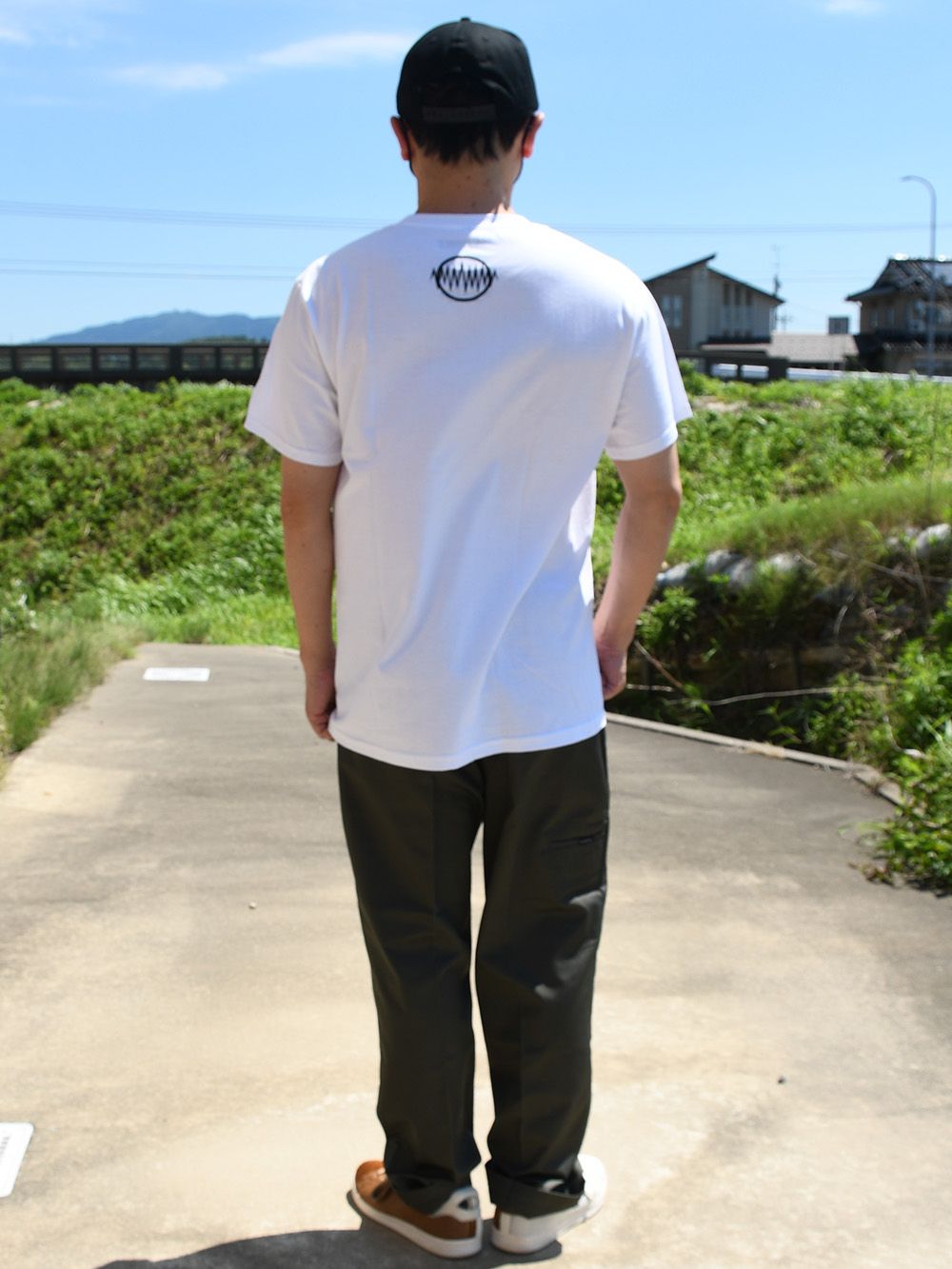 skate with bite s/s tee