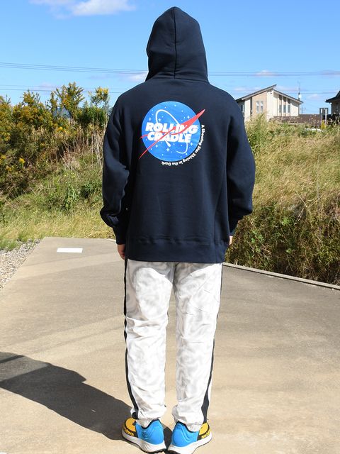 きっと死ぬまで宇宙に行くことはないだろうけど、宇宙レベルの洋服を着た我が人生に悔いはなし。