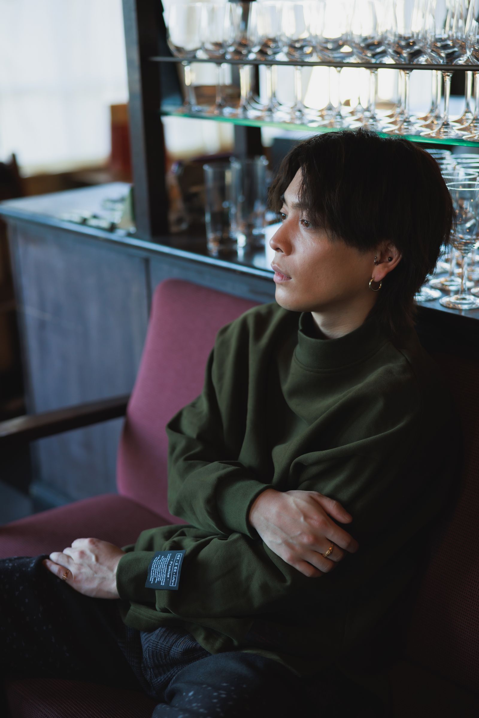 MOCK NECK LOOSE-SWEAT