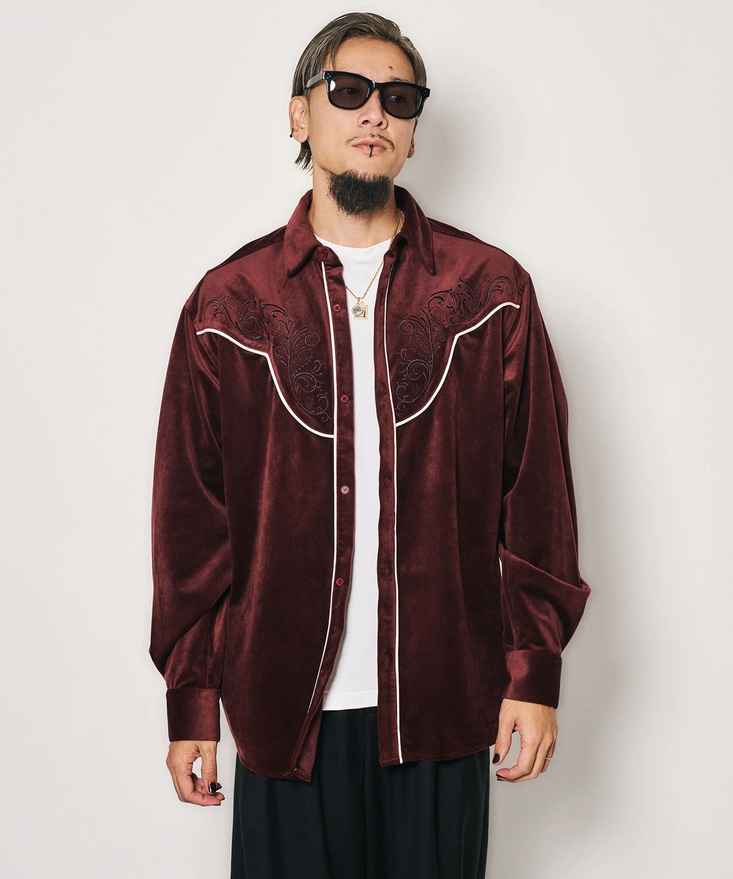 Embroidered velour western shirt