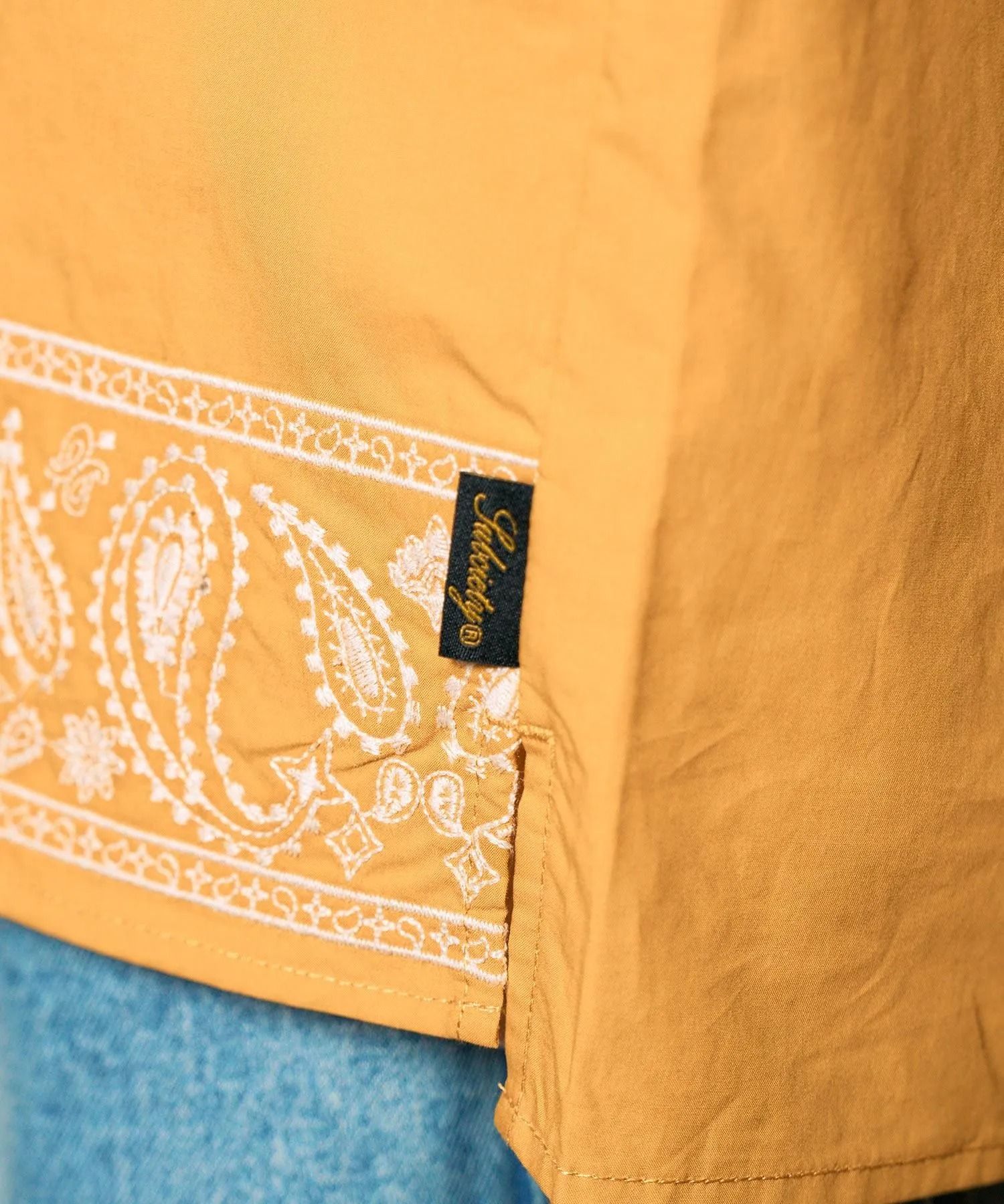 Embroidery bandanna shirt