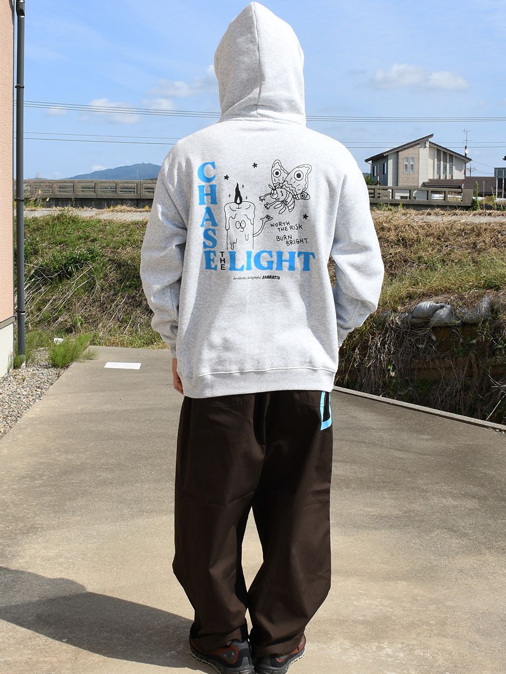 LIGHT CHASER-HOODIE