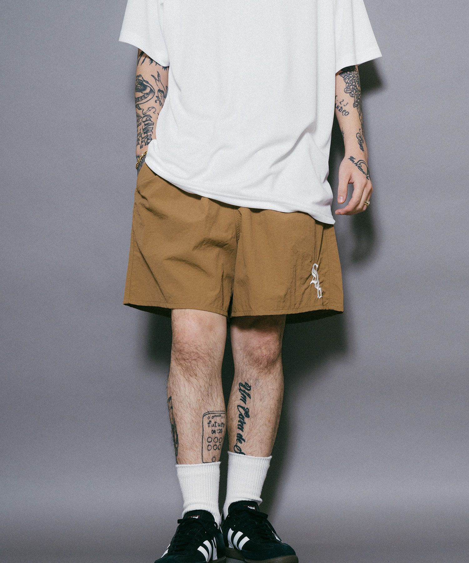 NYLON SHORTS-CROWD-