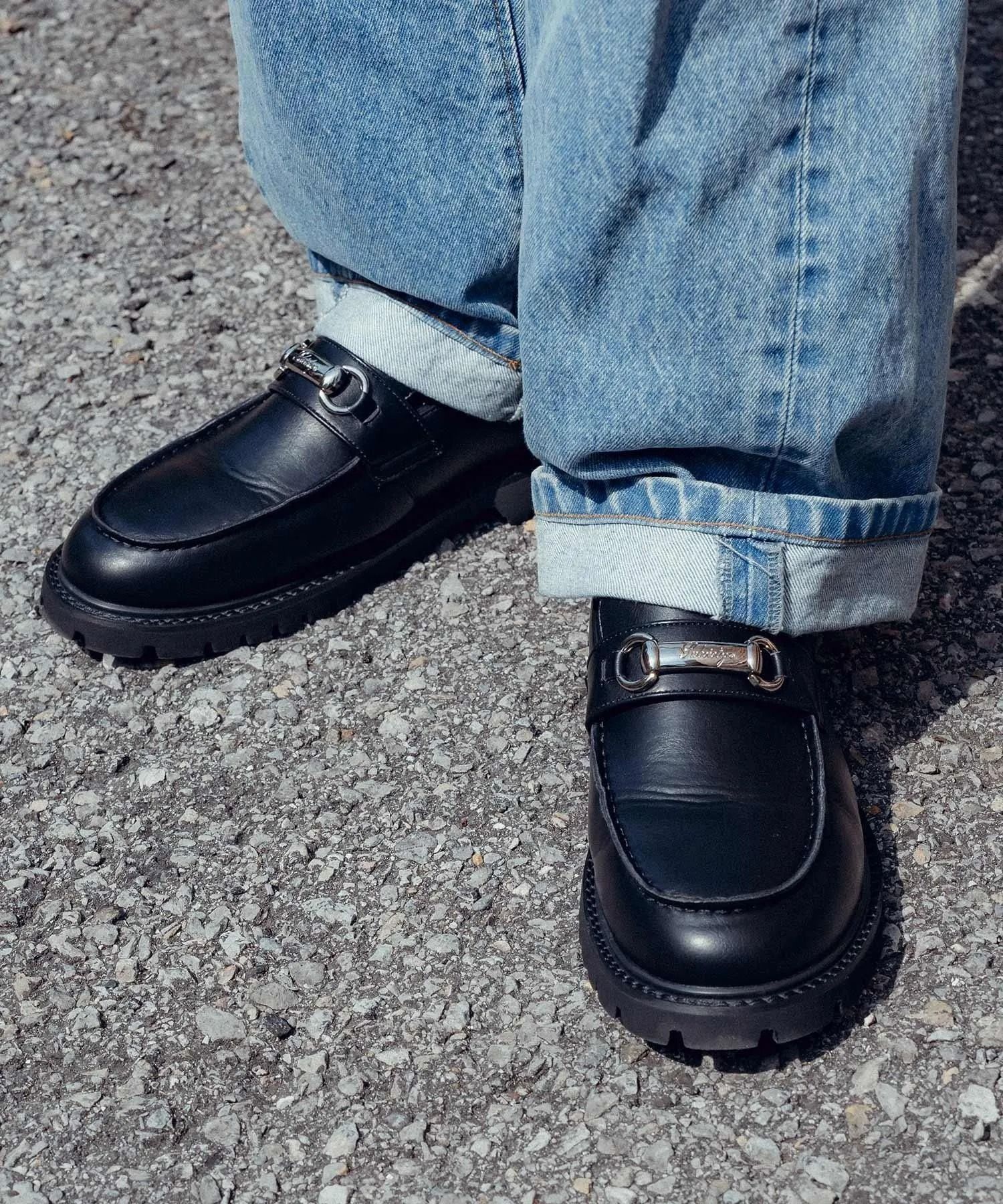 Metal plate loafers