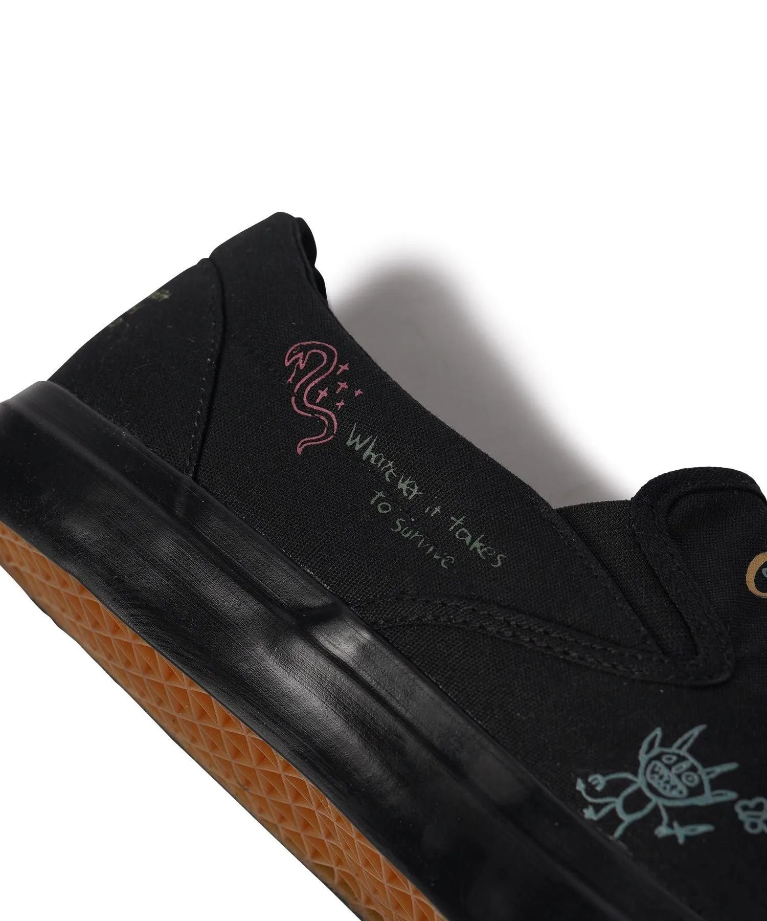 Memorial slip-on