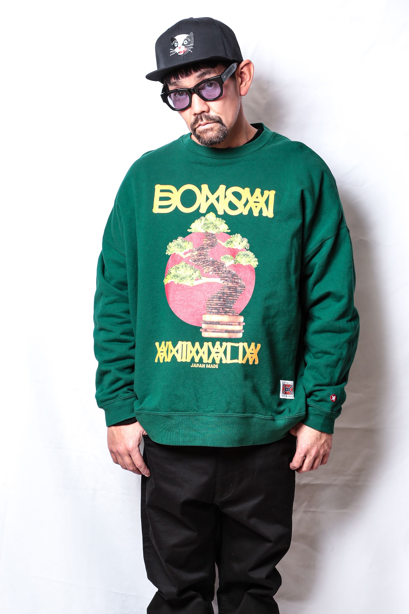 BIG SILHOUETTE CREW NECK SWEAT - BONSAI BURGER