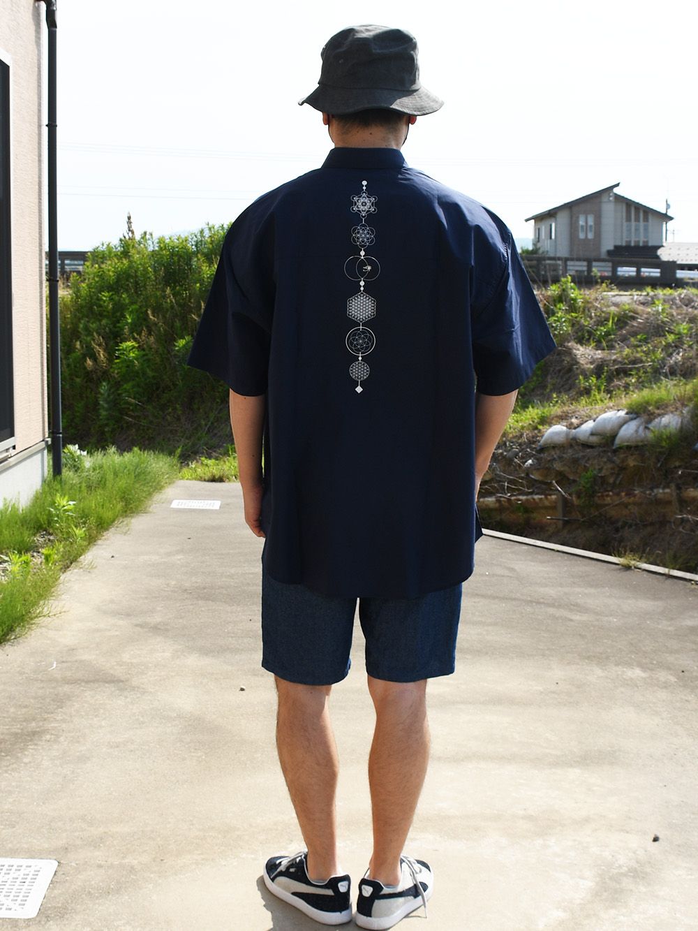 rg THE Truth of the Universe over size shirts