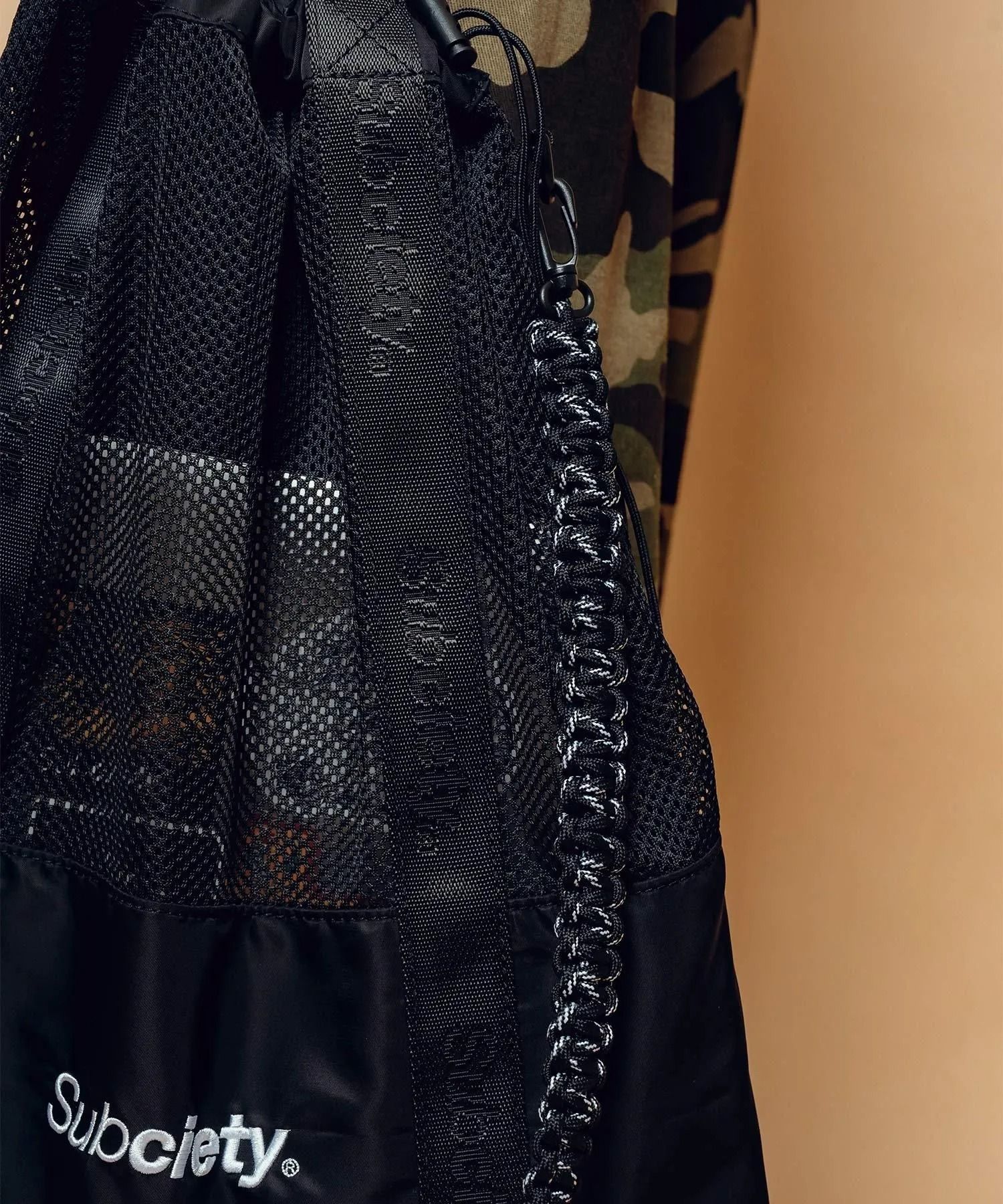 Mesh shoulder tote bag