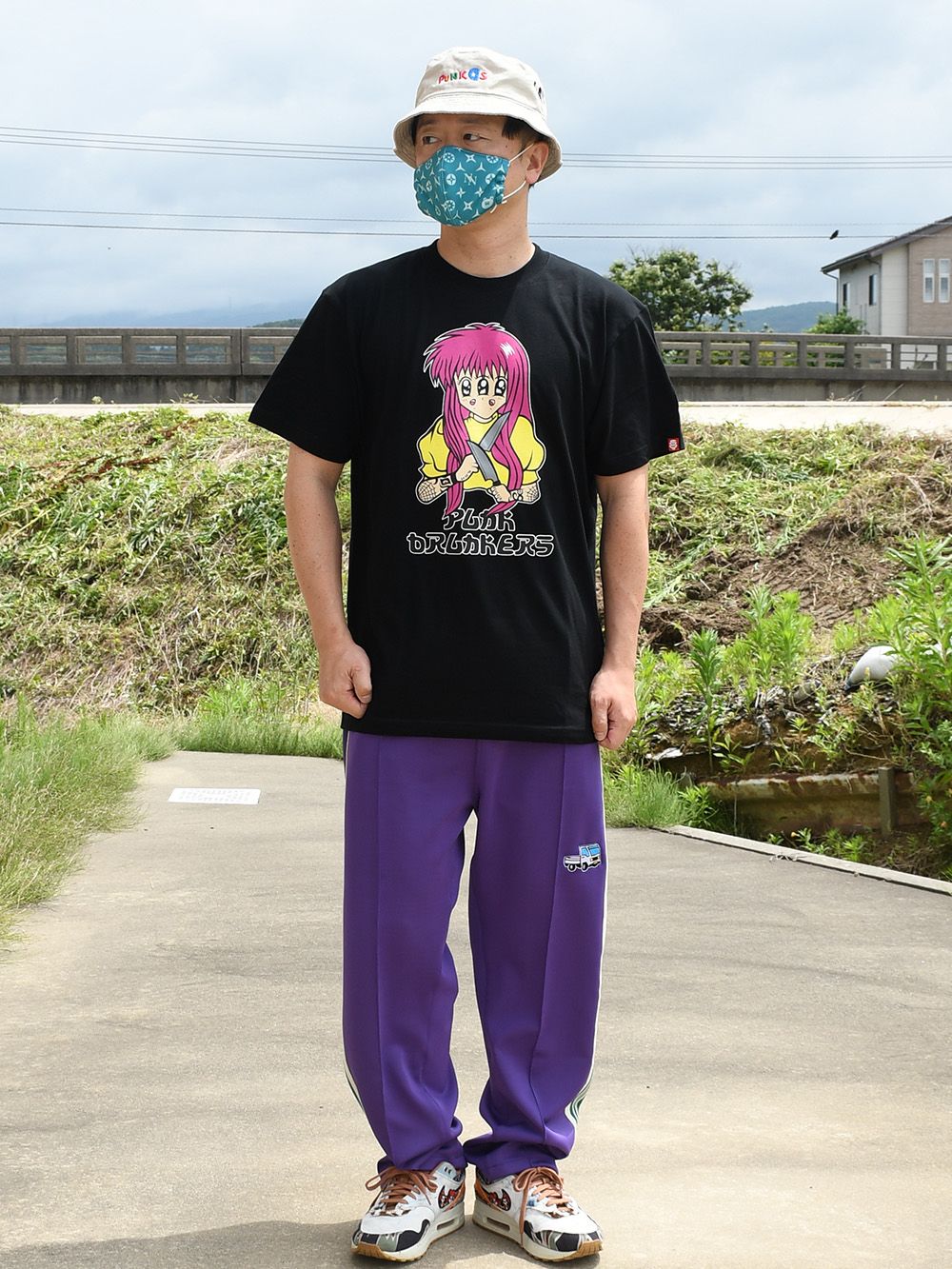 PUNK DRUNKERS - アニメ少女TEE | DOLL