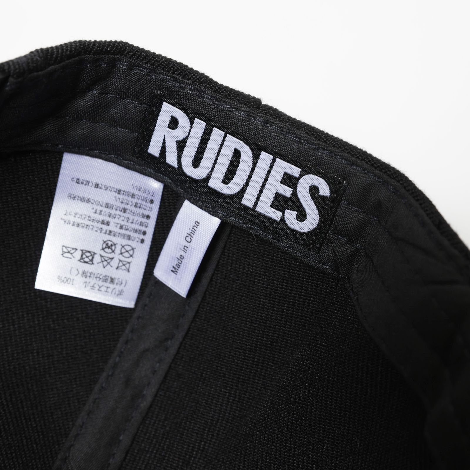 SLICK SNAPBACK-CAP
