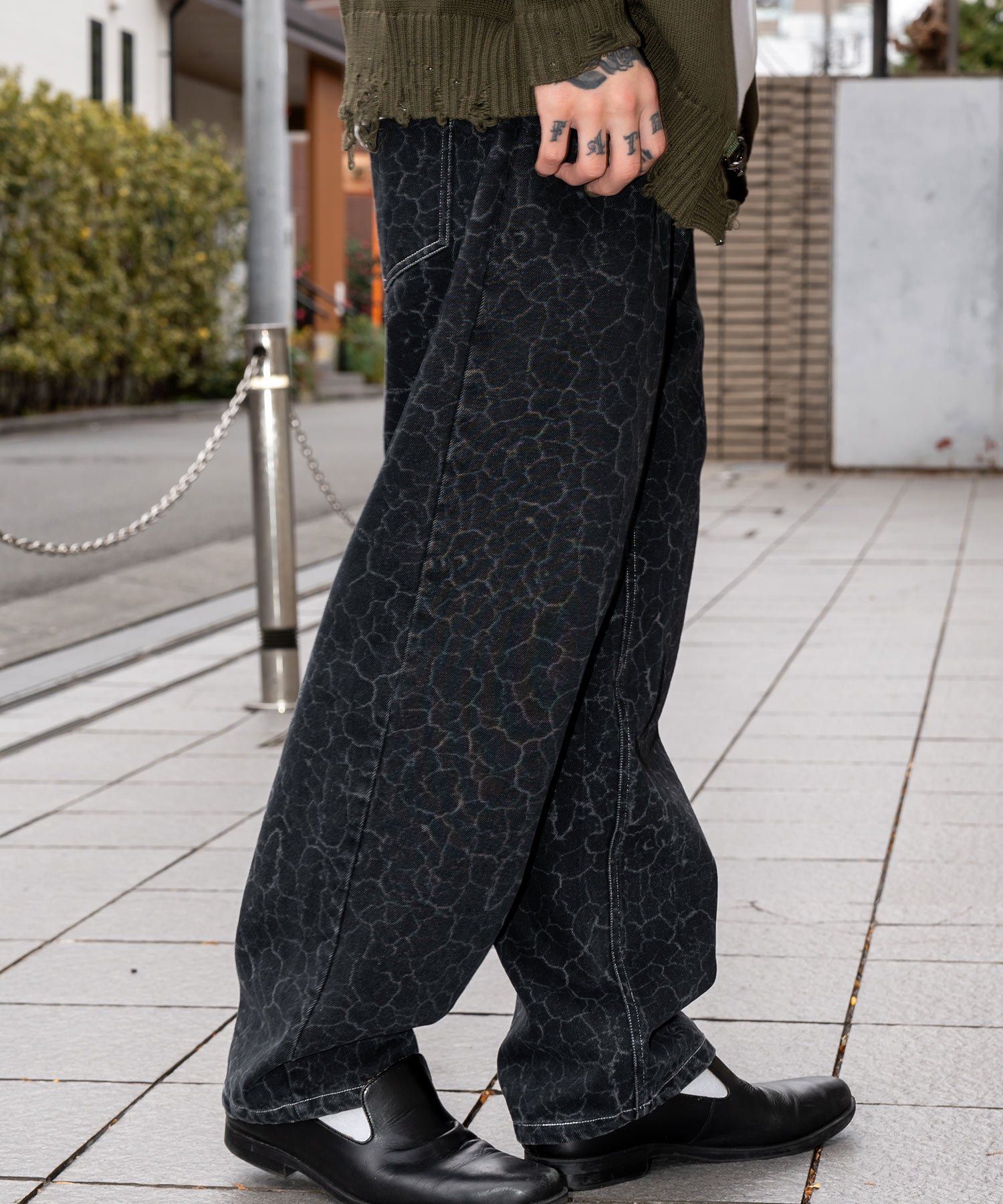 Laser processed denim pants