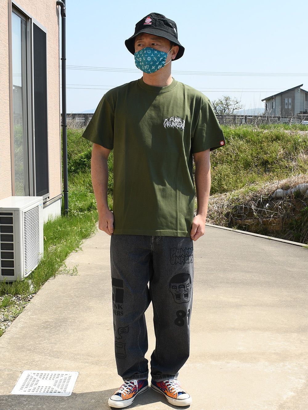 メタルロゴ刺繍TEE
