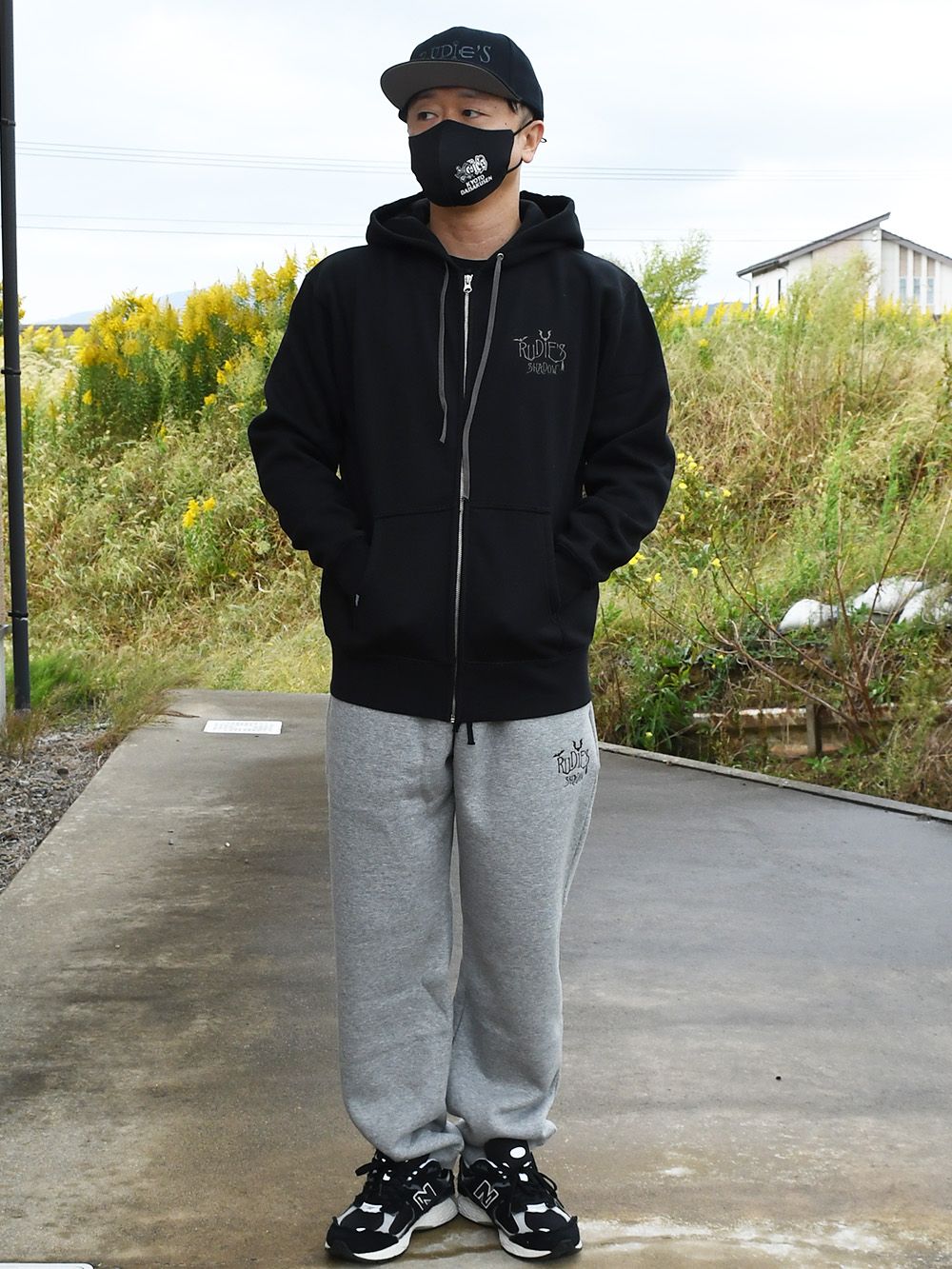 GRAVE -ZIP PARKA