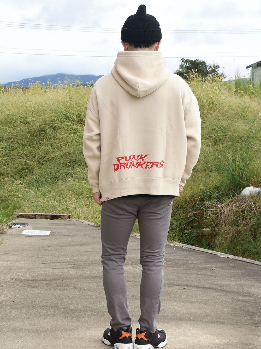 スーパーアイツキラシールパーカ