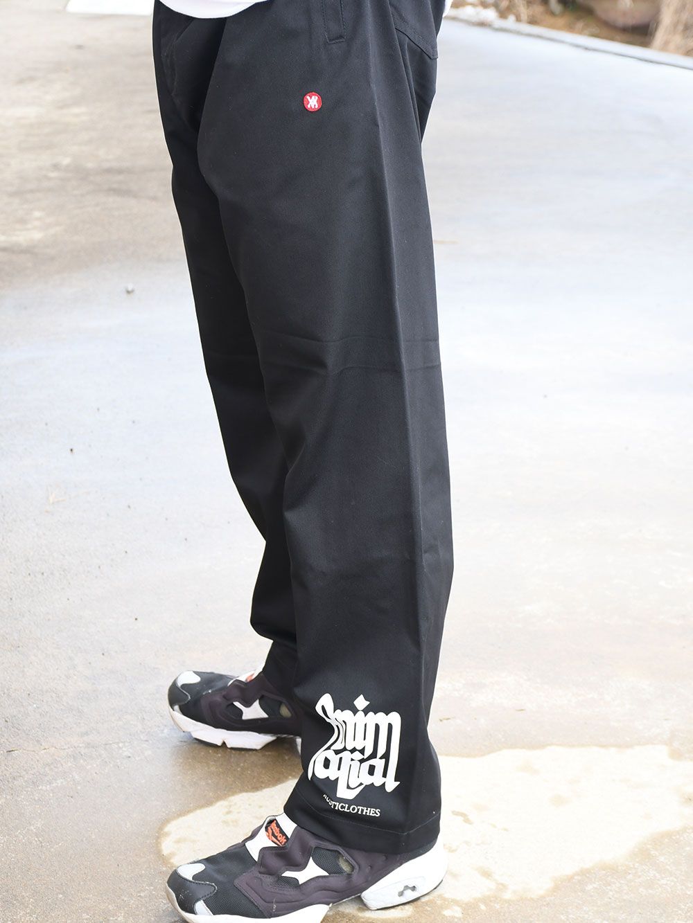 EASY PANTS - Sanskrit Logo