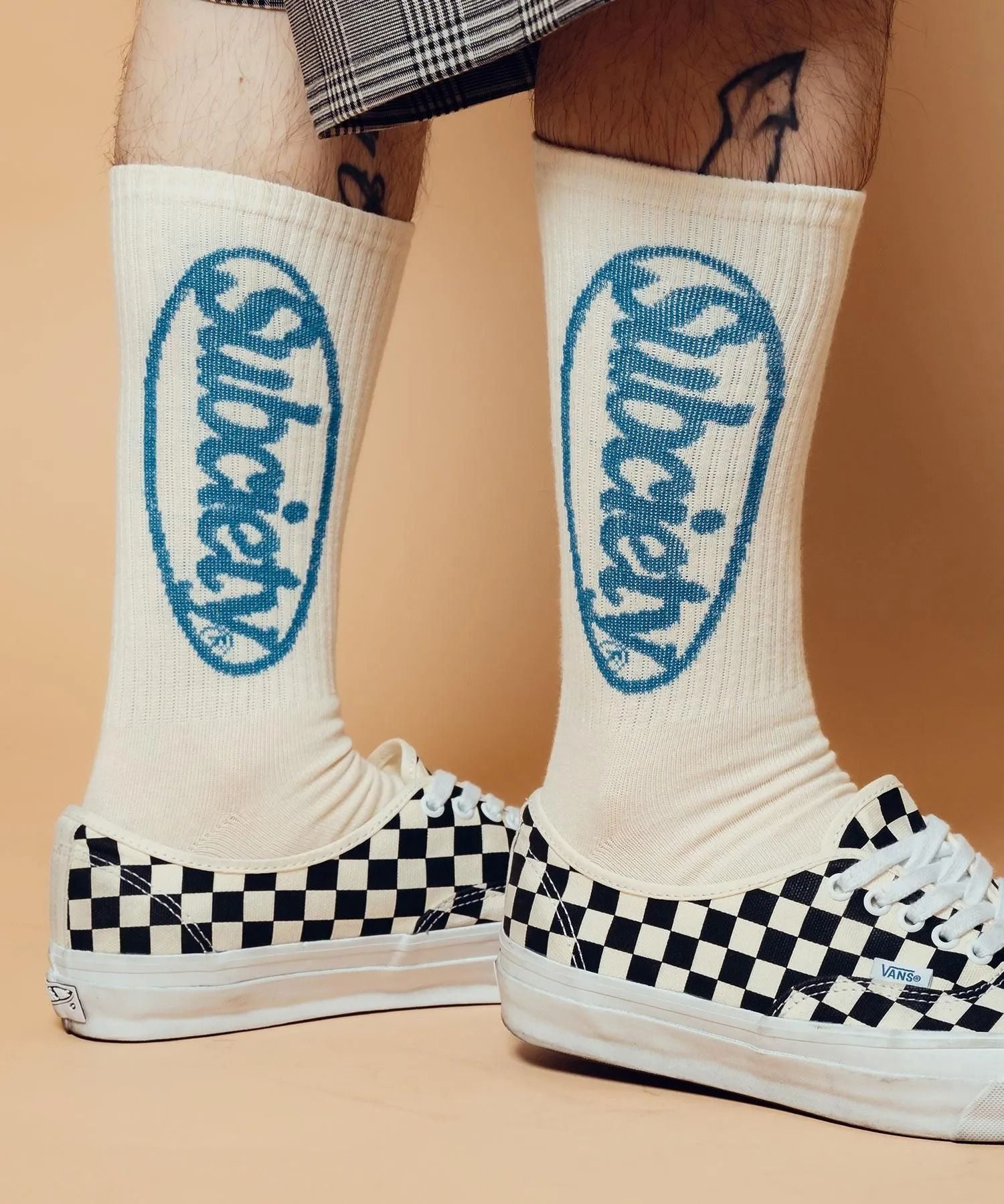 Oval logo socks