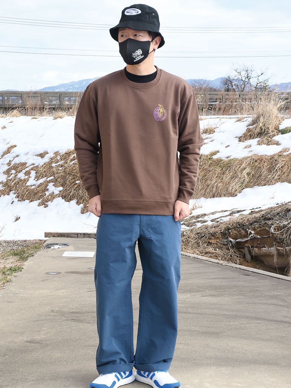 OBAKE-CREWNECK