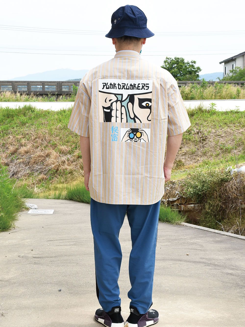シークレットストライプシャツ