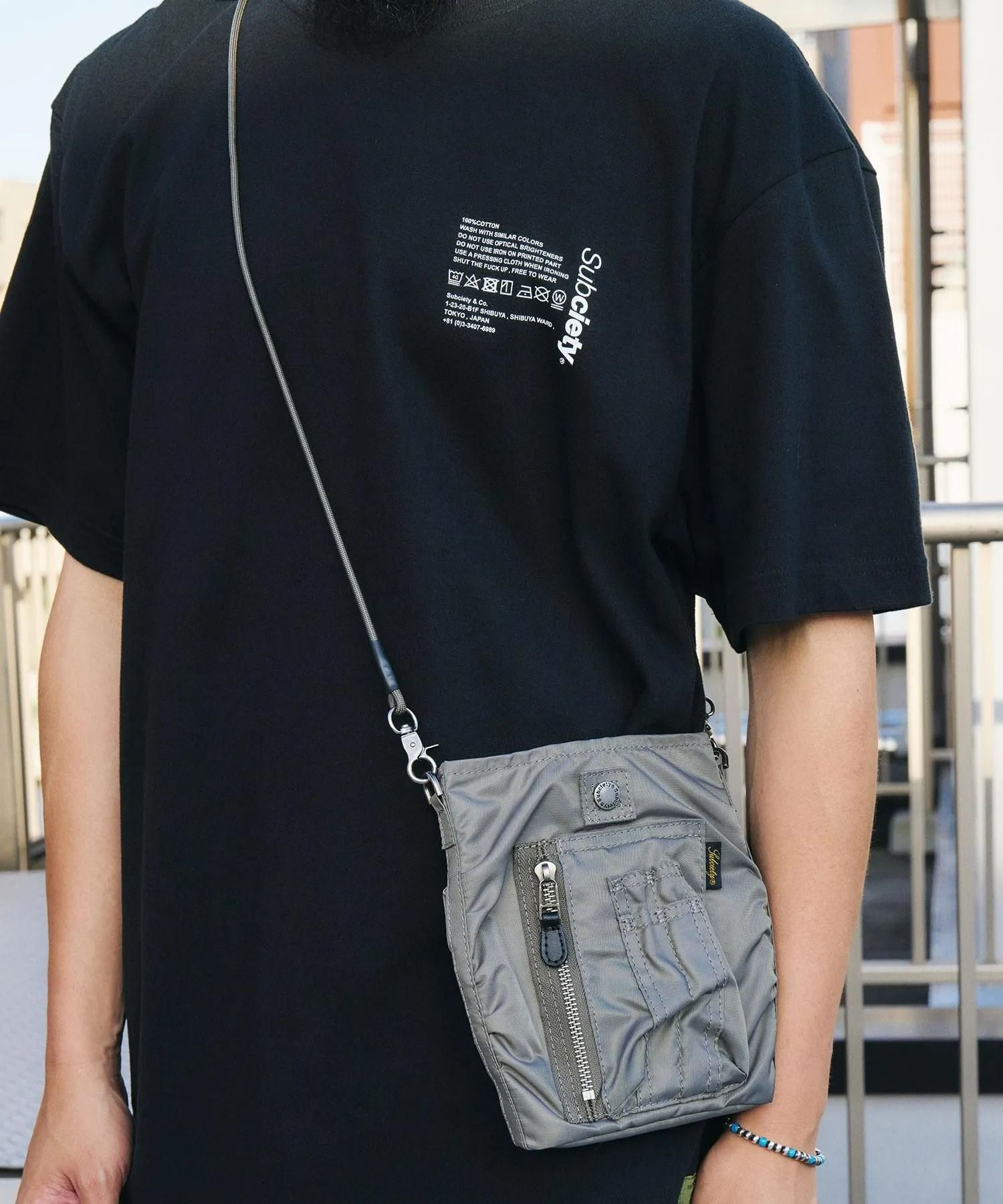 MA-1 shoulder pouch