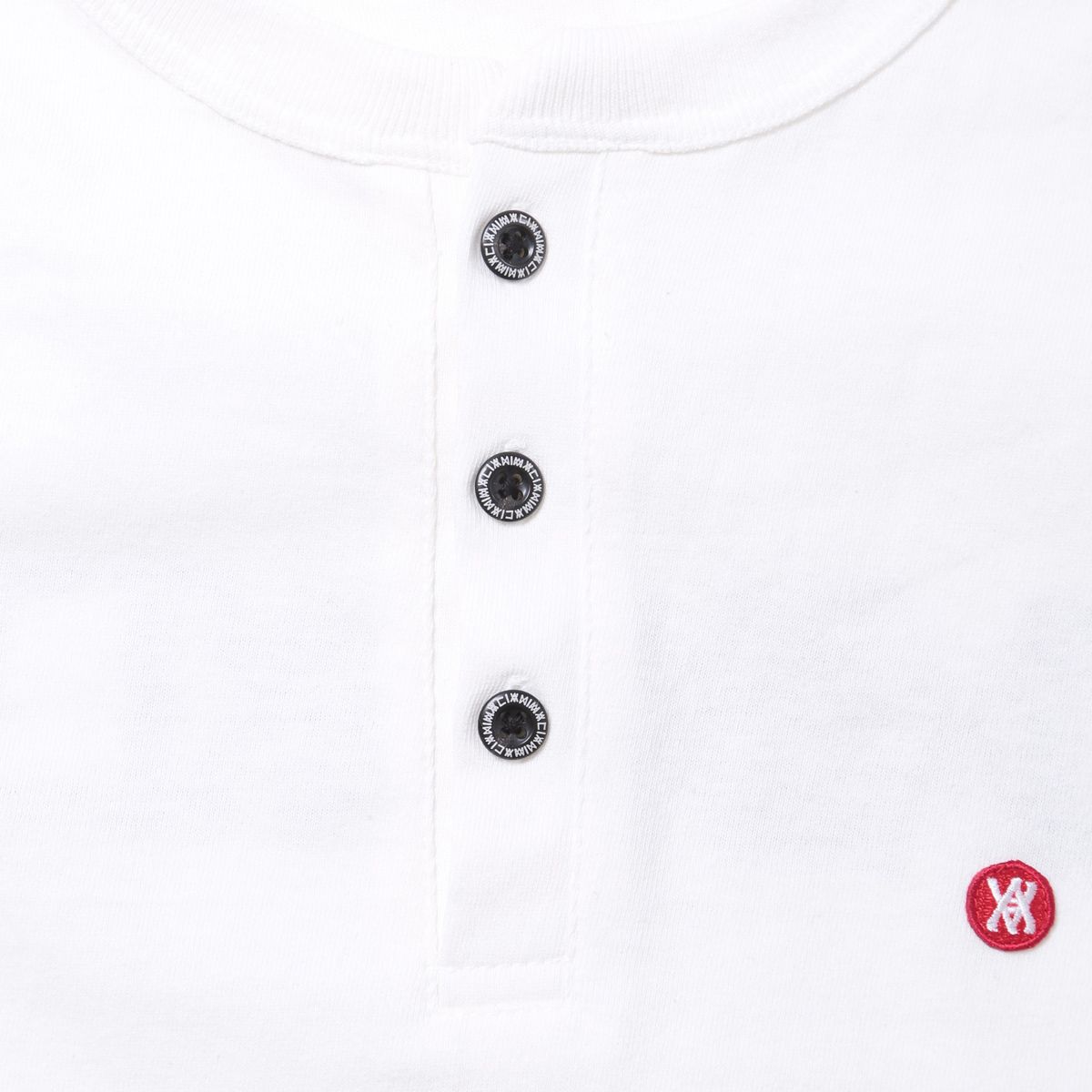 HENLEY-NECK