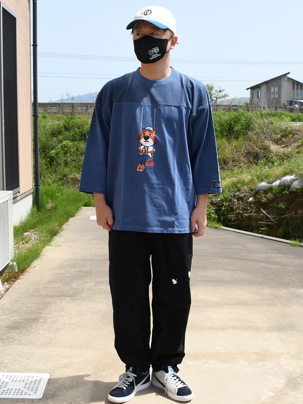 CREAM PIGMENT FOOTBALL-TEE