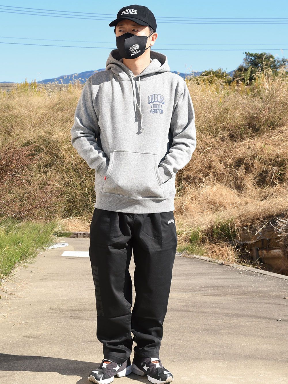 GOOD VIBRATION HOOD-SWEAT