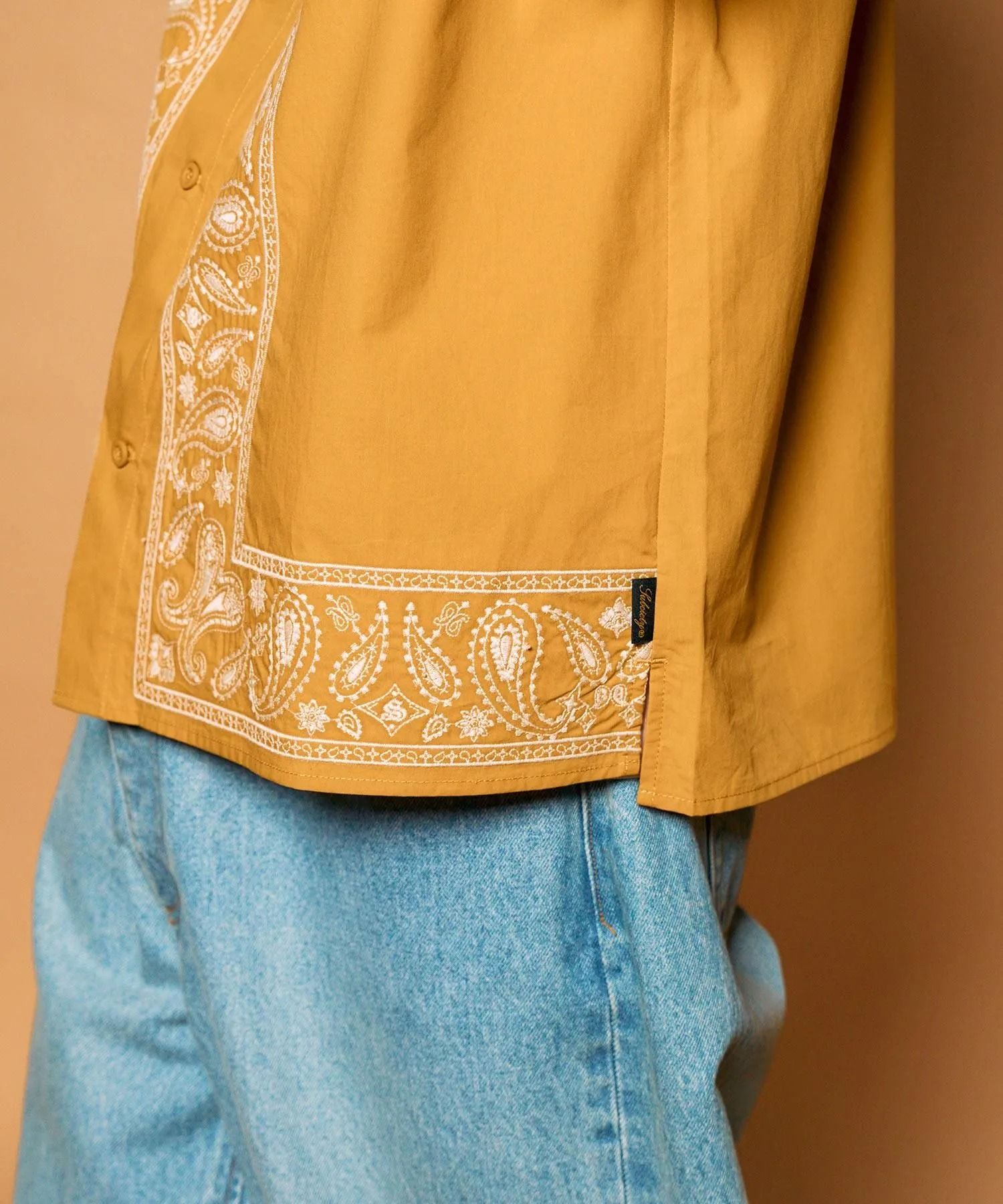Embroidery bandanna shirt