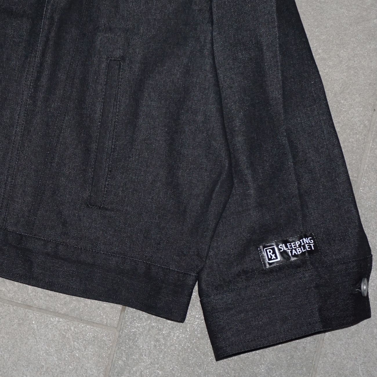 GENE [ RAW DENIM TRUCKER JACKET ]