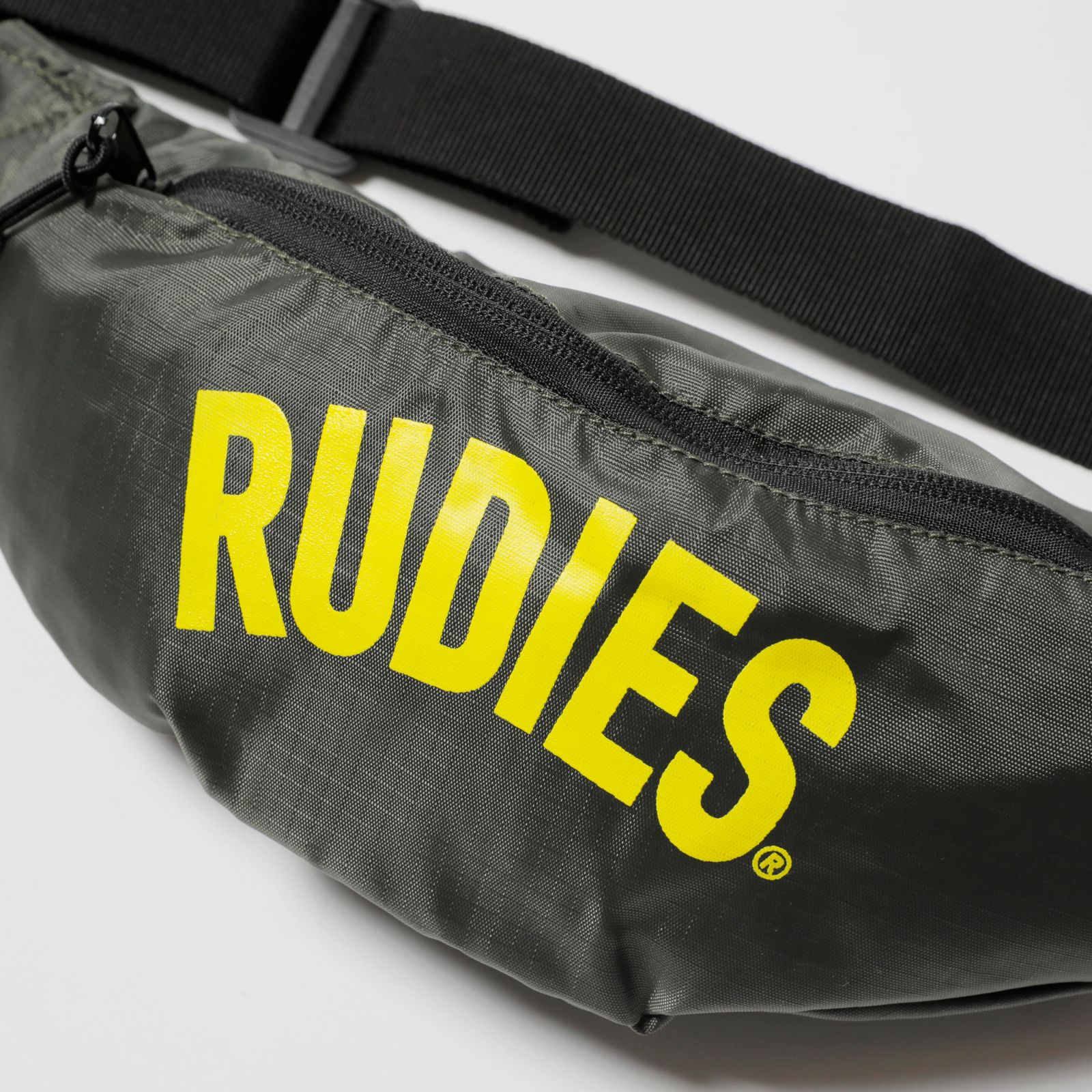 PHAT-POUCH