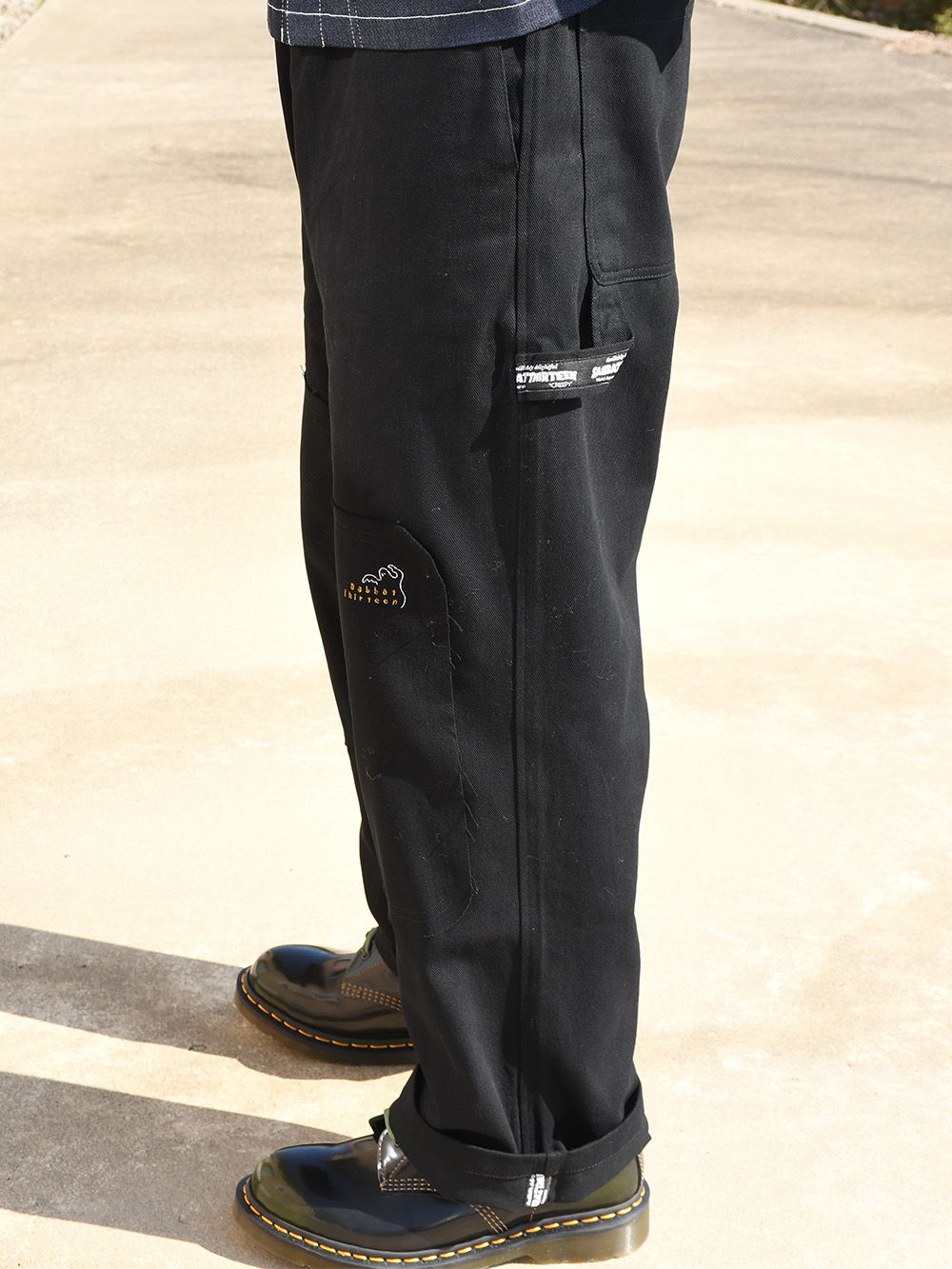 SPOOK W-KNEE PANTS