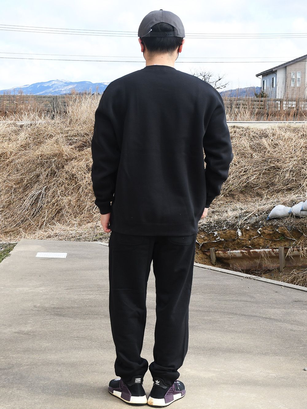 SHADOW LOGO CREW-SWEAT