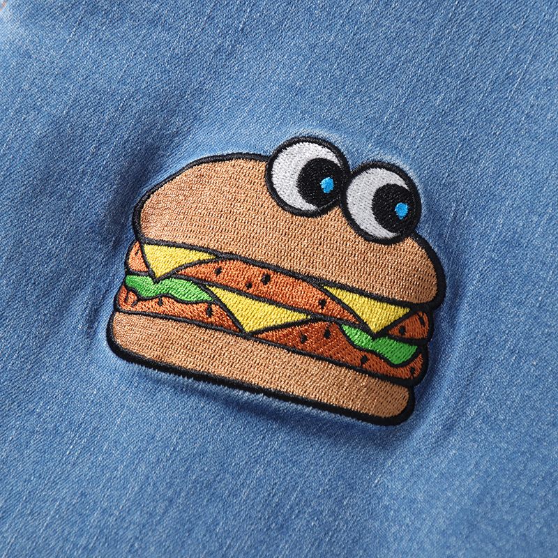 WバーガーとWポケットのセットのデニムパンツ