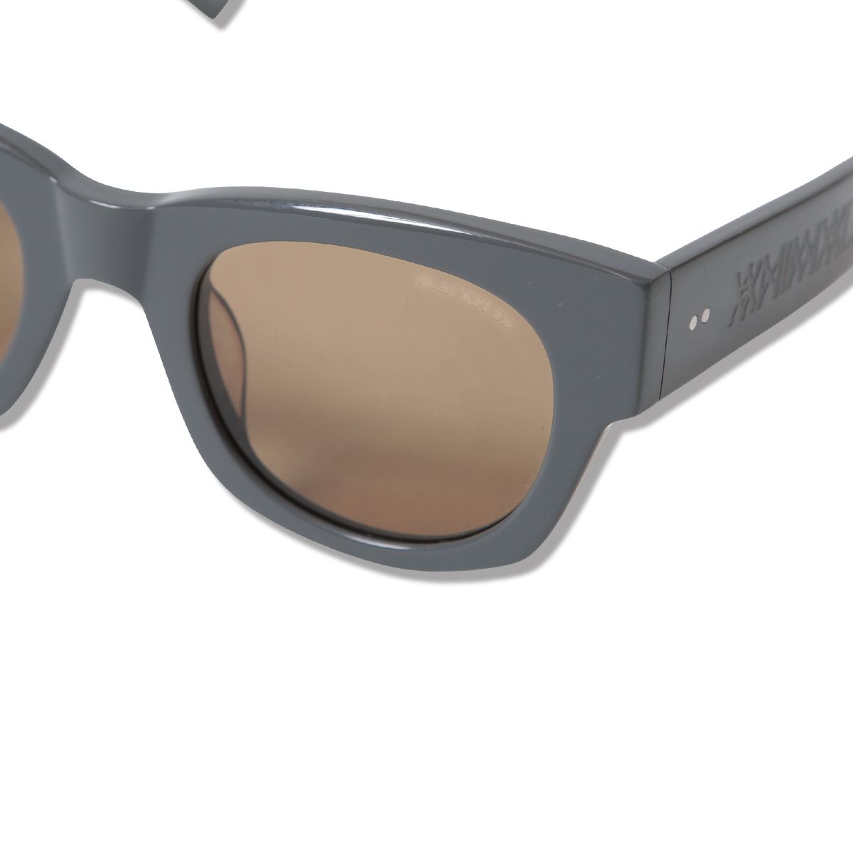 ANIMALIA x BLACK FLYS - FLY VERONICA