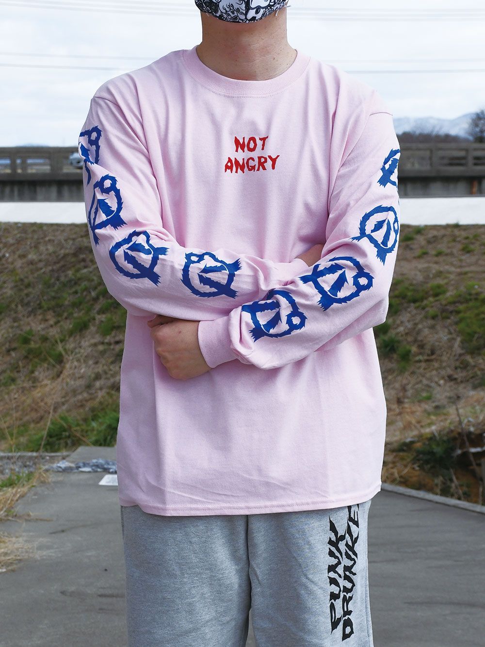 怒ってないロンTEE