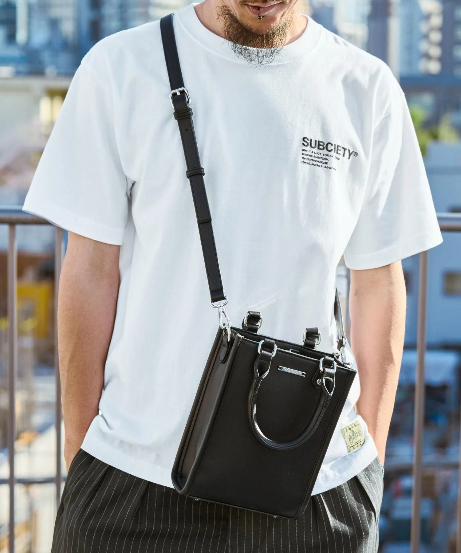 Faux leather shoulder tote bag